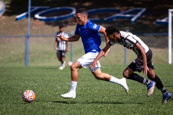 Cássio anotou o terceiro gol do confronto - Foto: Gustavo Aleixo/Cruzeiro